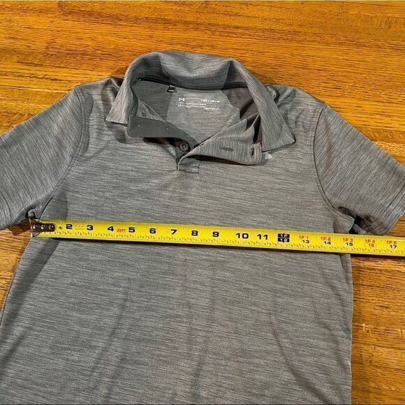 Boys Under Armour Polo Shirt size Med Loose fit - Picture 4 of 5